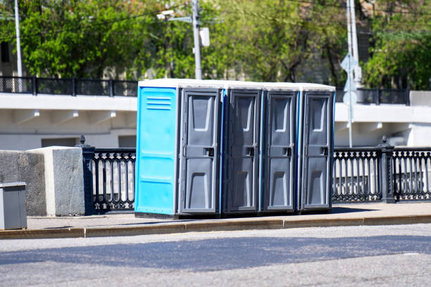 Best Portable restroom trailer rental  in Surf City, NC