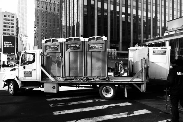 Best Portable restroom trailer rental  in Surf City, NC